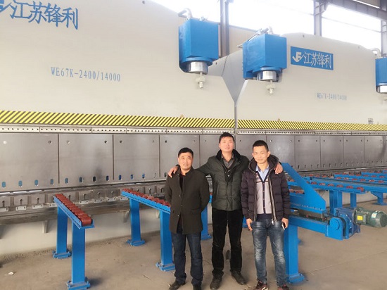 雙機聯動折彎機